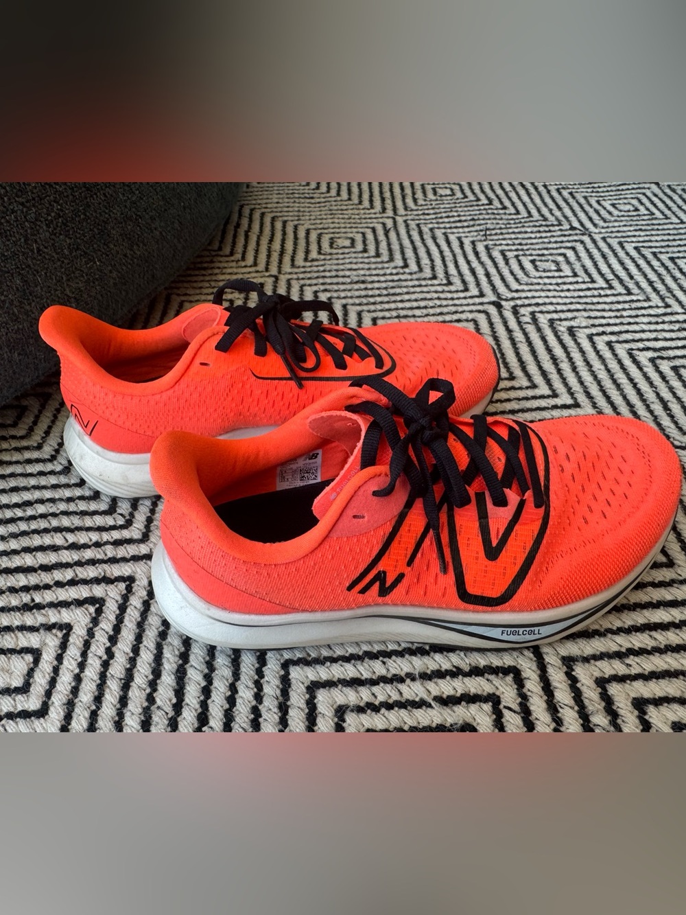 New Balance Fuel Cell Rebel v3 Orange Athletic Shoe, men’s size 5.5 EE
